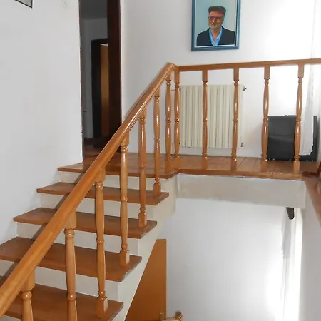 Alojamento de Acomodação e Pequeno-almoço Draga Mokra Gora